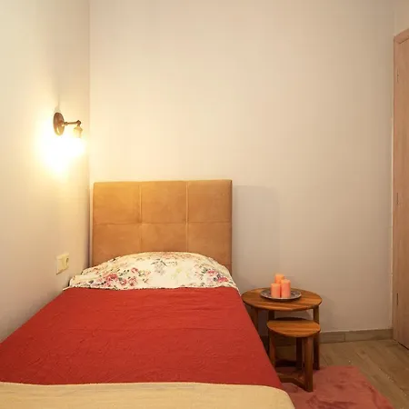 Family's Nest Villa Lákka
