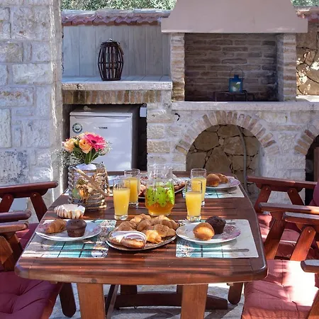 Vilă Family's Nest *